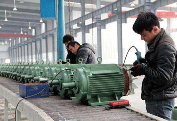 三相異步電動機在運轉中突然停止運行是怎么回事？