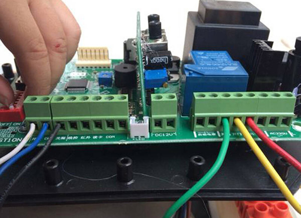 開門機(jī)智能一體遙控平移門電機(jī)系統(tǒng) 開門機(jī)智能一體遙控平移門電機(jī)系統(tǒng)